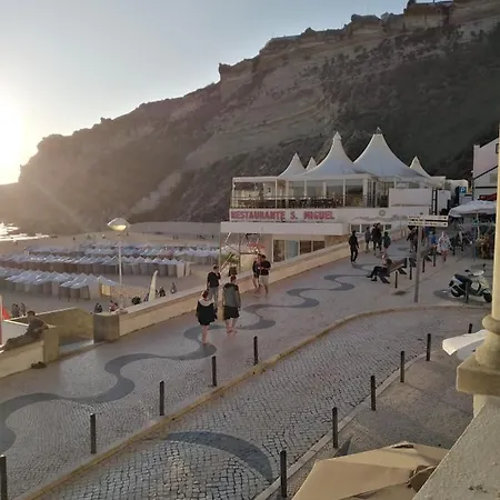 Alojamento E Mar Nazaré