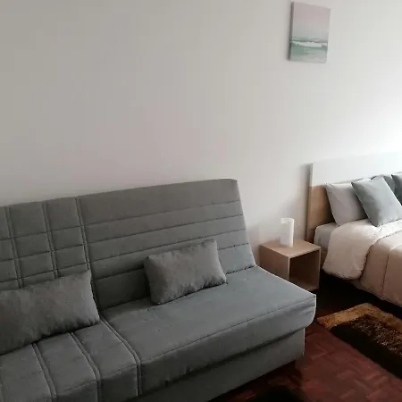 Quarto em Acomodações Particulares Alojamento E Mar *