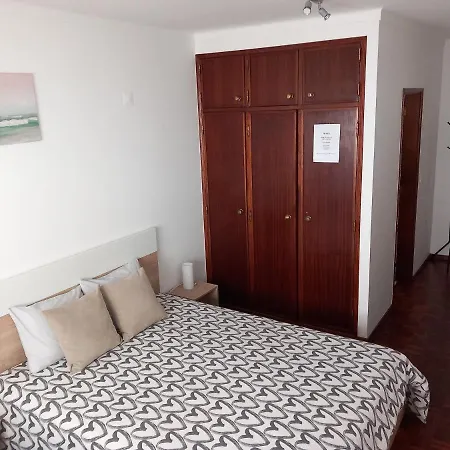 Alojamento E Mar Quarto em Acomodações Particulares Nazaré